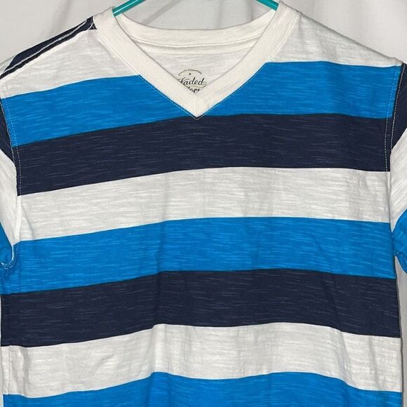 Faded glory T shirt  - Picture 2 of 7